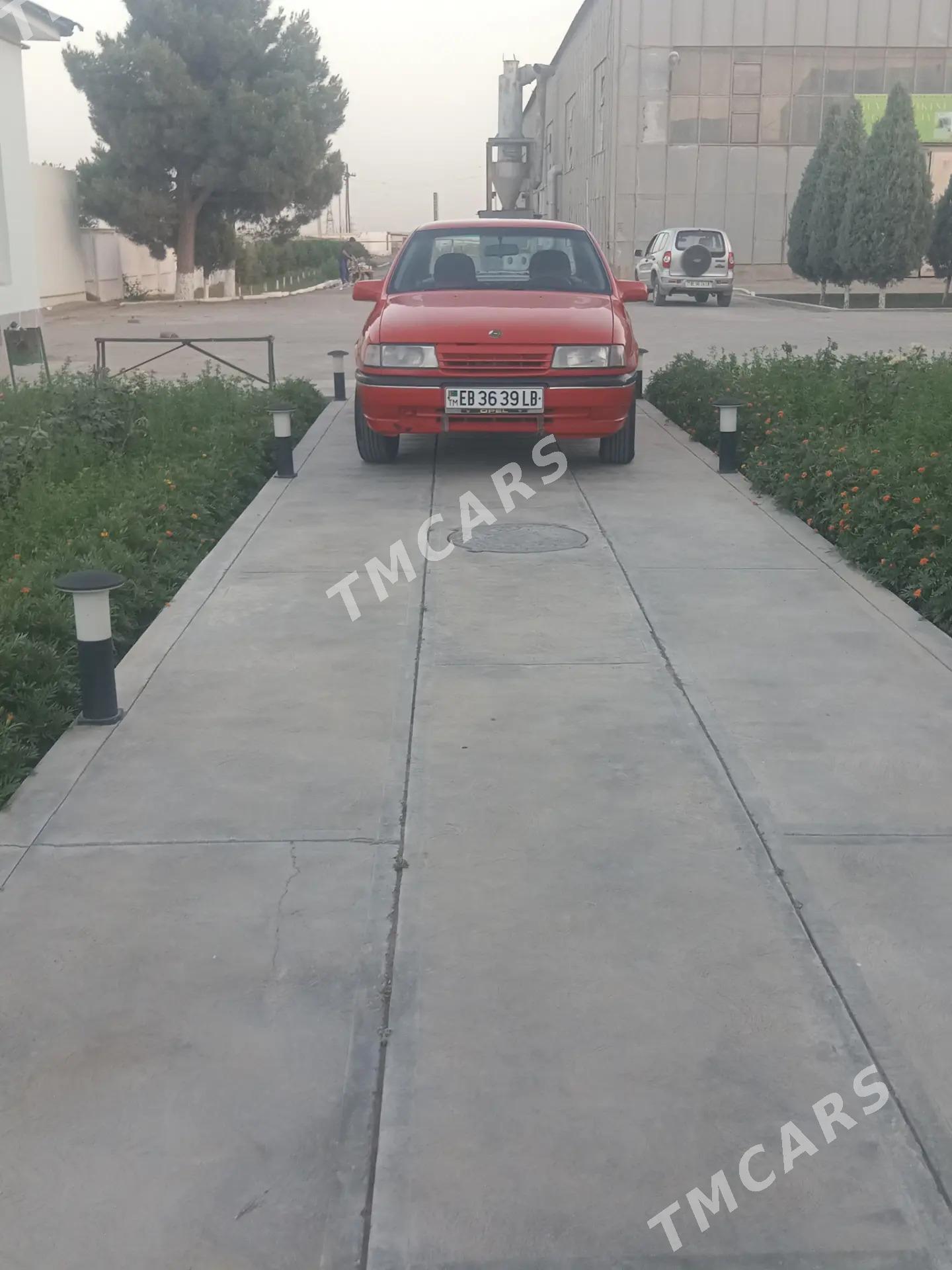 Opel Vectra 1990 - 38 000 TMT - Туркменабат - img 4