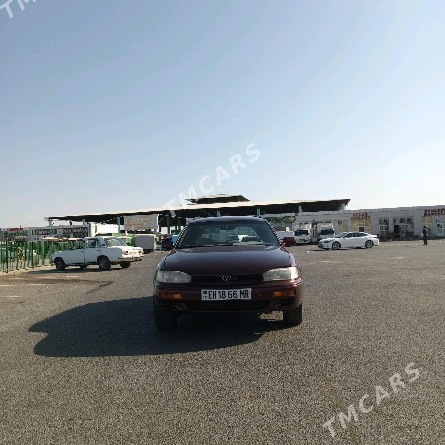Toyota Camry 1993 - 73 000 TMT - Байрамали - img 3