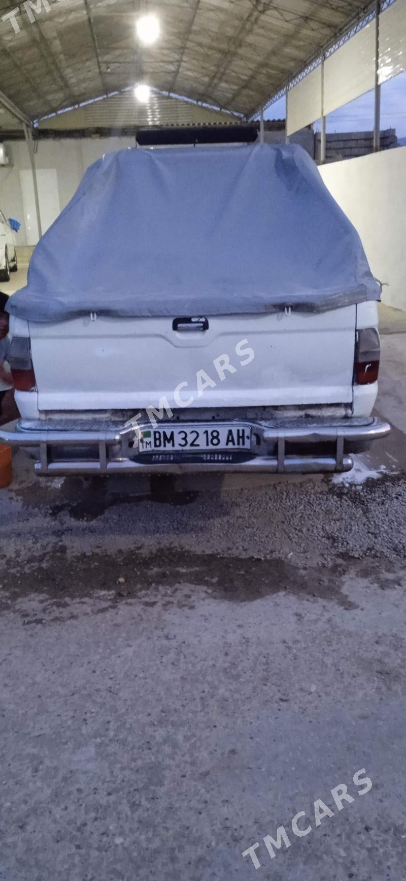 Mitsubishi L200 2006 - 115 000 TMT - Ak bugdaý etraby - img 2