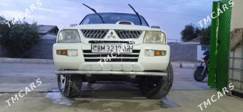 Mitsubishi L200 2006 - 115 000 TMT - Ak bugdaý etraby - img 4