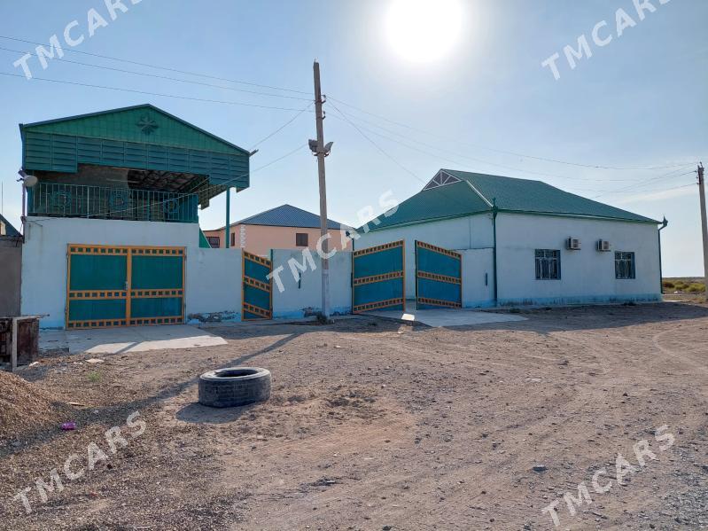 Кулемаяк дом 8 соток - Türkmenbaşy - img 5