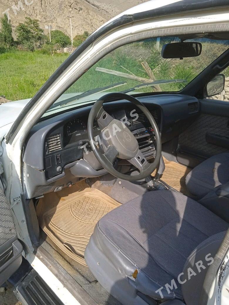 Toyota 4Runner 1995 - 65 000 TMT - Bäherden - img 2