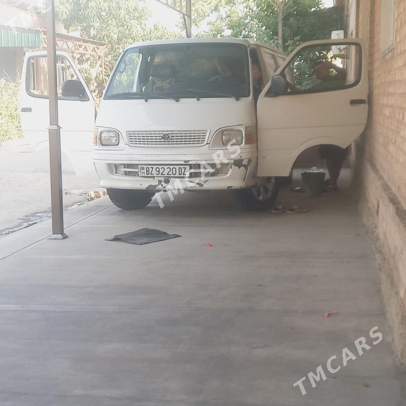 Toyota Hiace 2000 - 120 000 TMT - Daşoguz - img 2