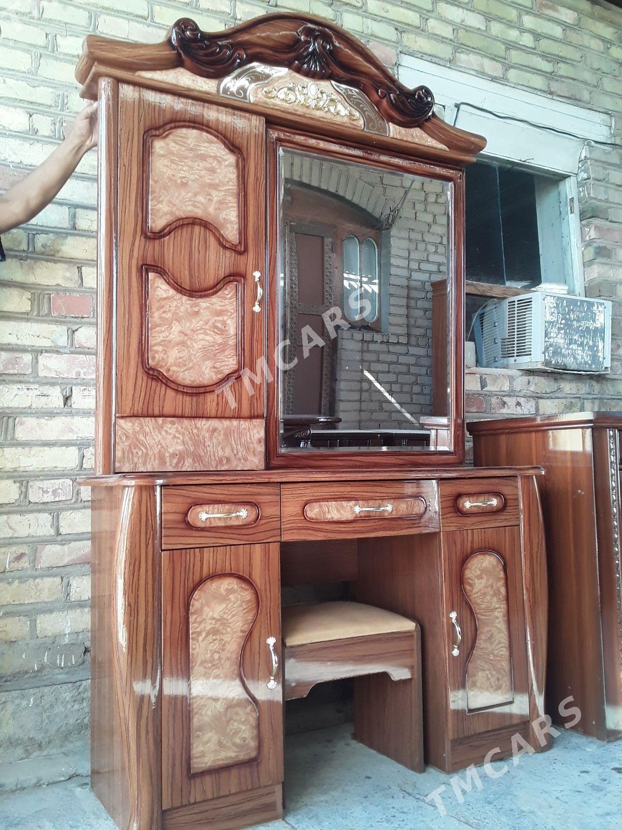 spalny komplekt - Дянев - img 3