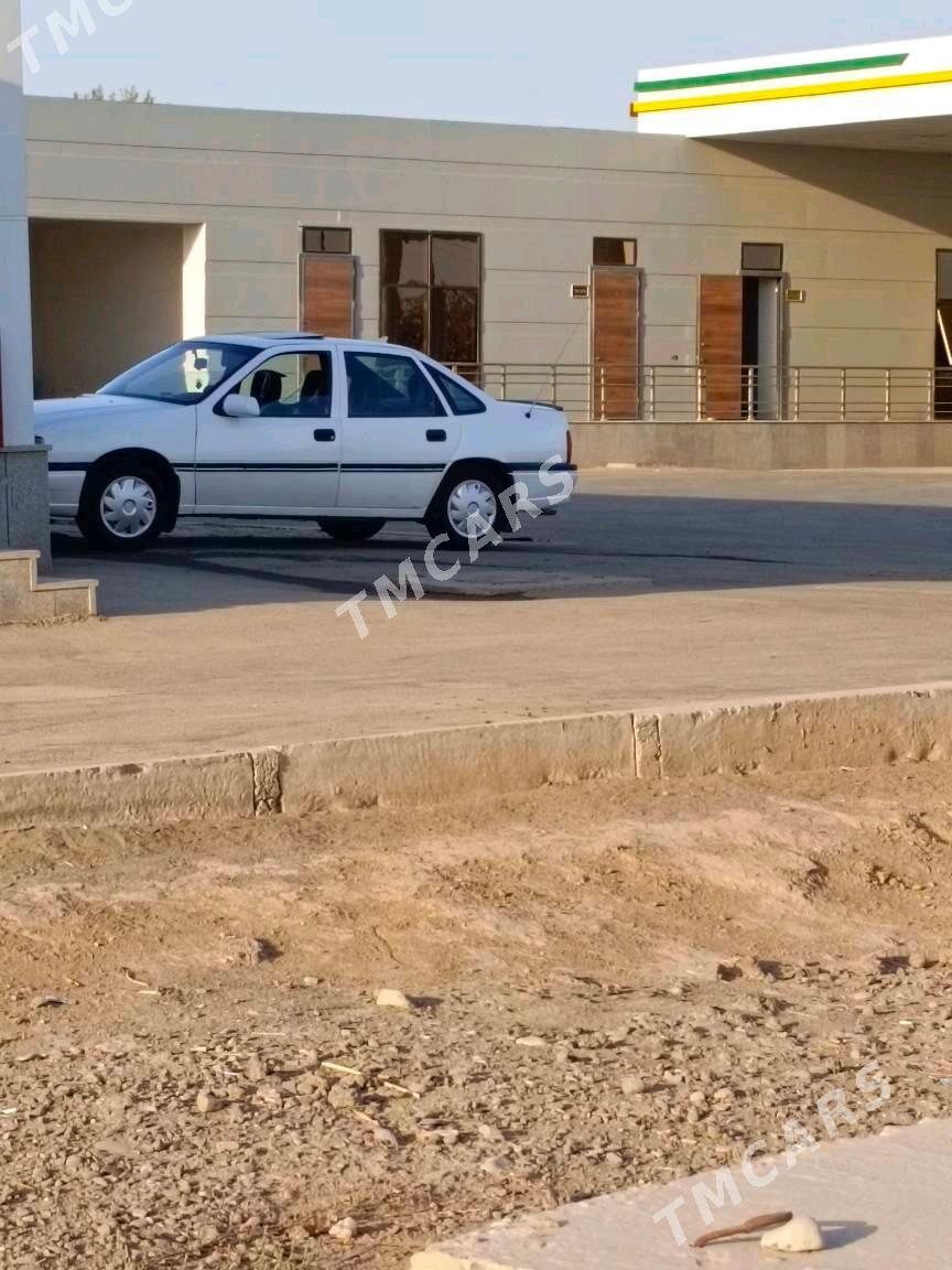 Opel Vectra 1991 - 35 000 TMT - Байрамали - img 9