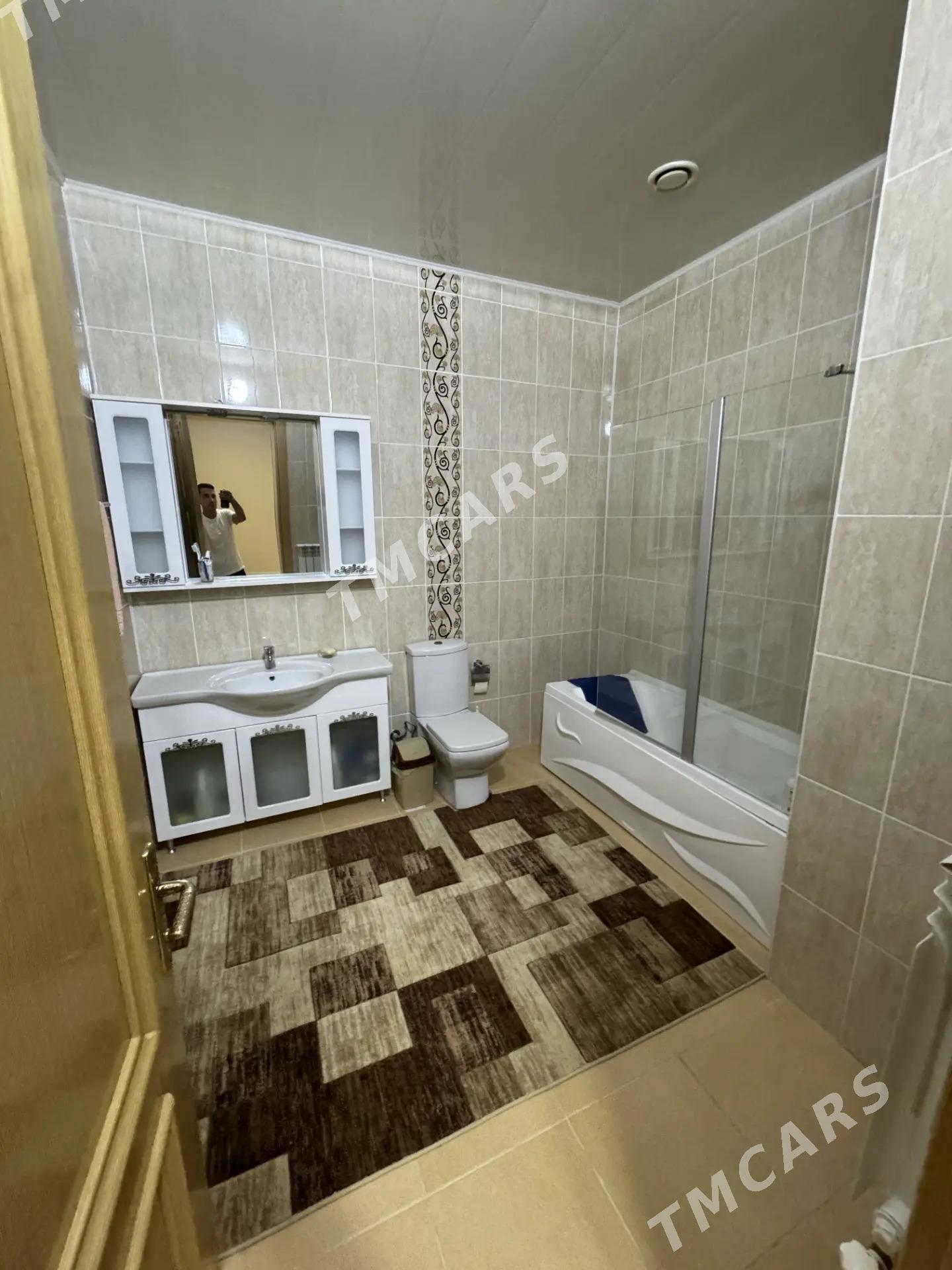 Çehow Elitga 8etž 4kom 190m² - Çehow köç. (A.Nyýazow şaýoly) - img 7