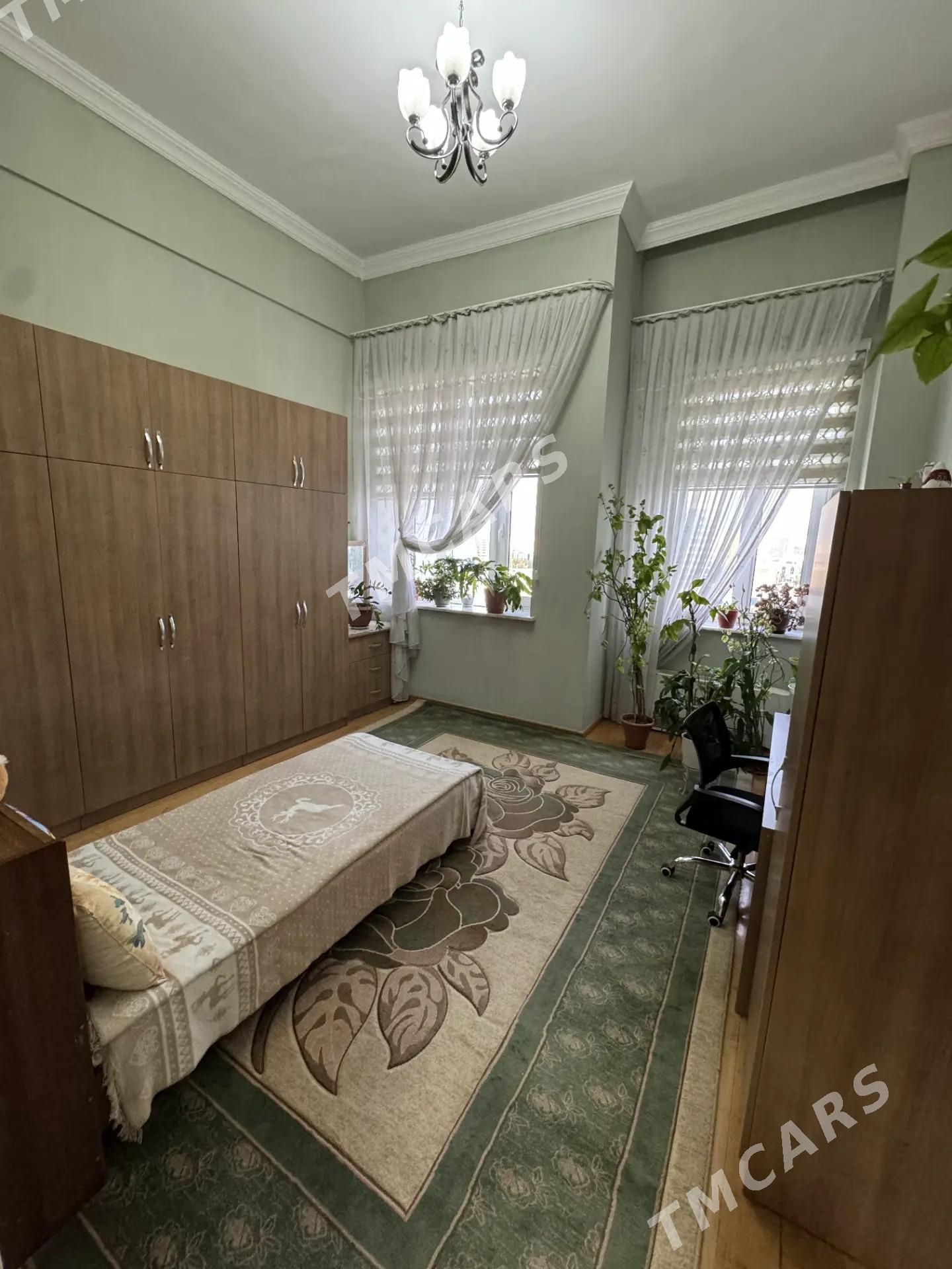 Çehow Elitga 8etž 4kom 190m² - Çehow köç. (A.Nyýazow şaýoly) - img 5