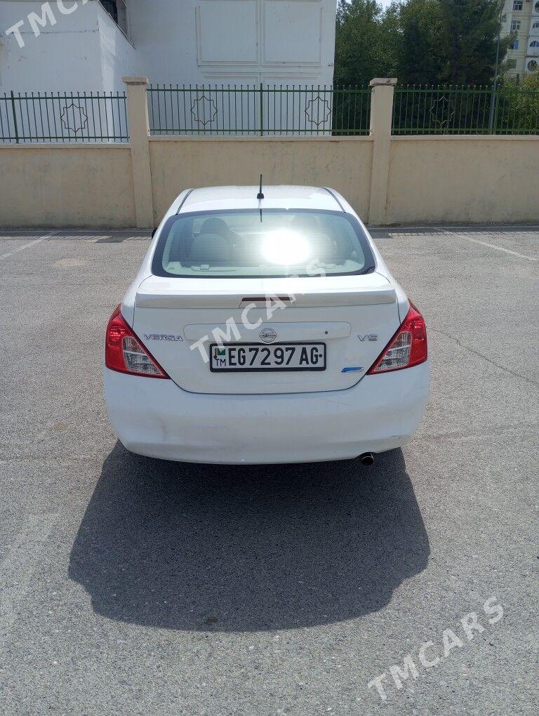 Nissan Versa 2013 - 125 000 TMT - Aşgabat - img 2