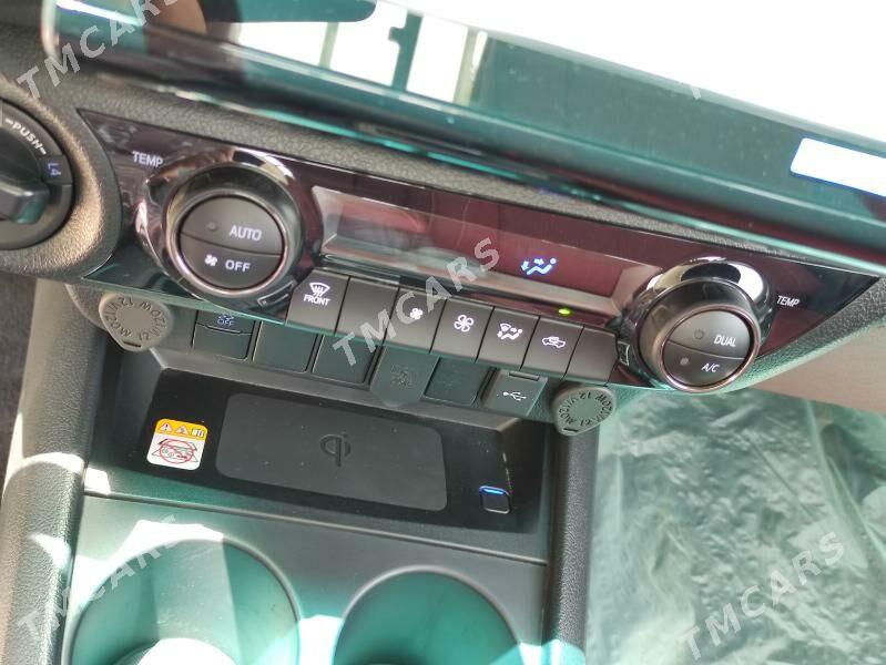 Toyota Hilux 2025 - 707 000 TMT - Aşgabat - img 6