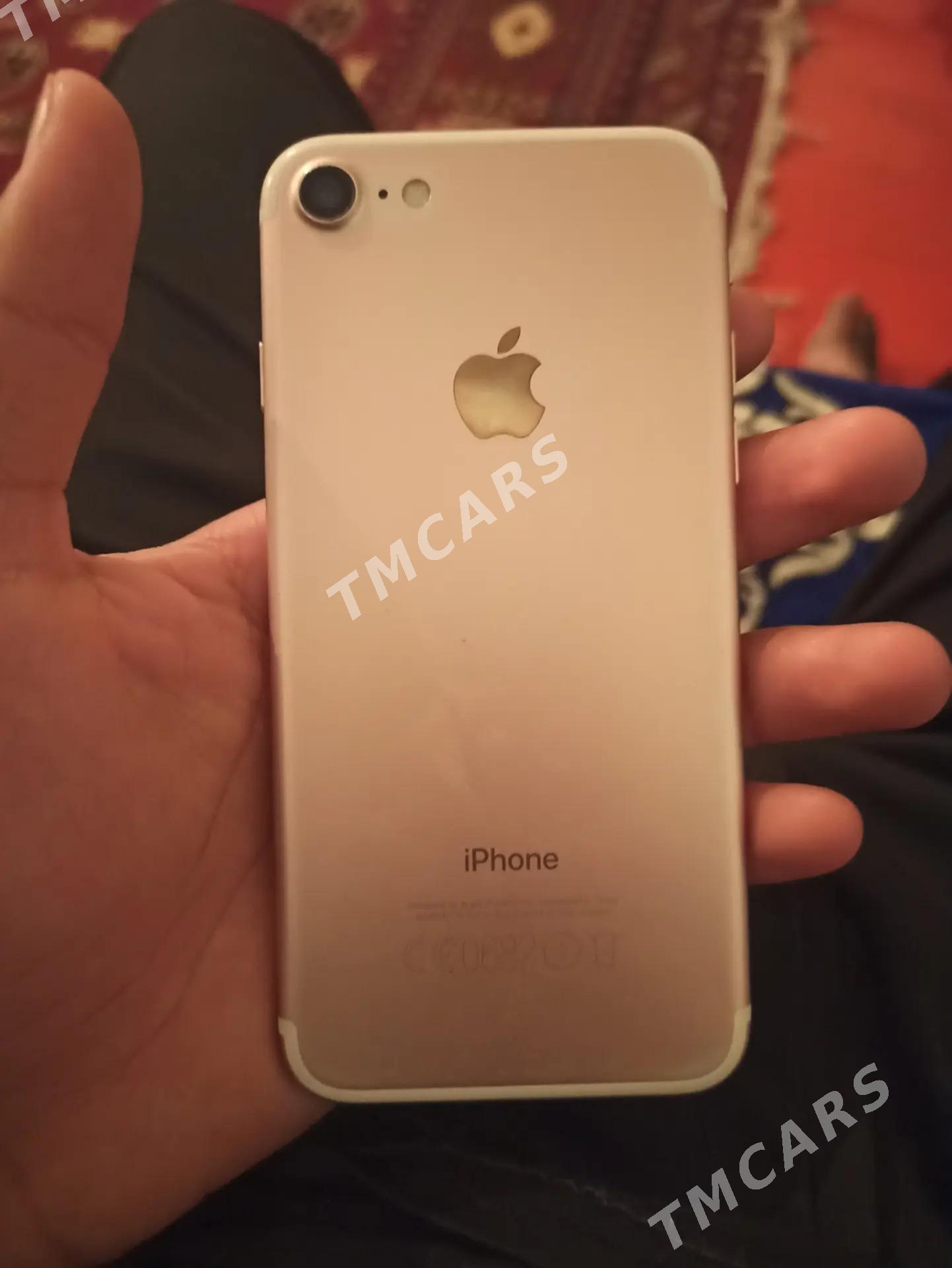 iphone 7 - Mary - img 2