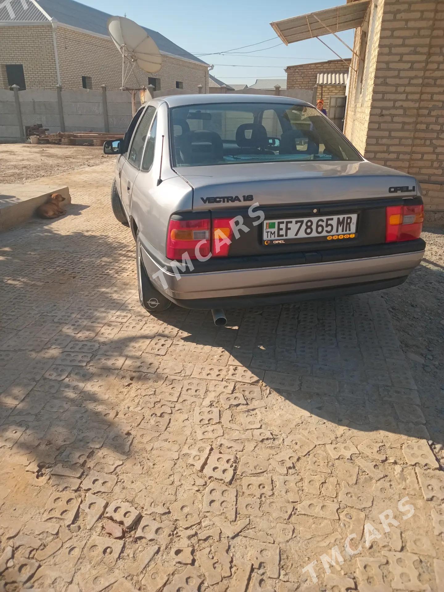 Opel Vectra 1989 - 35 000 TMT - Сакарчага - img 7