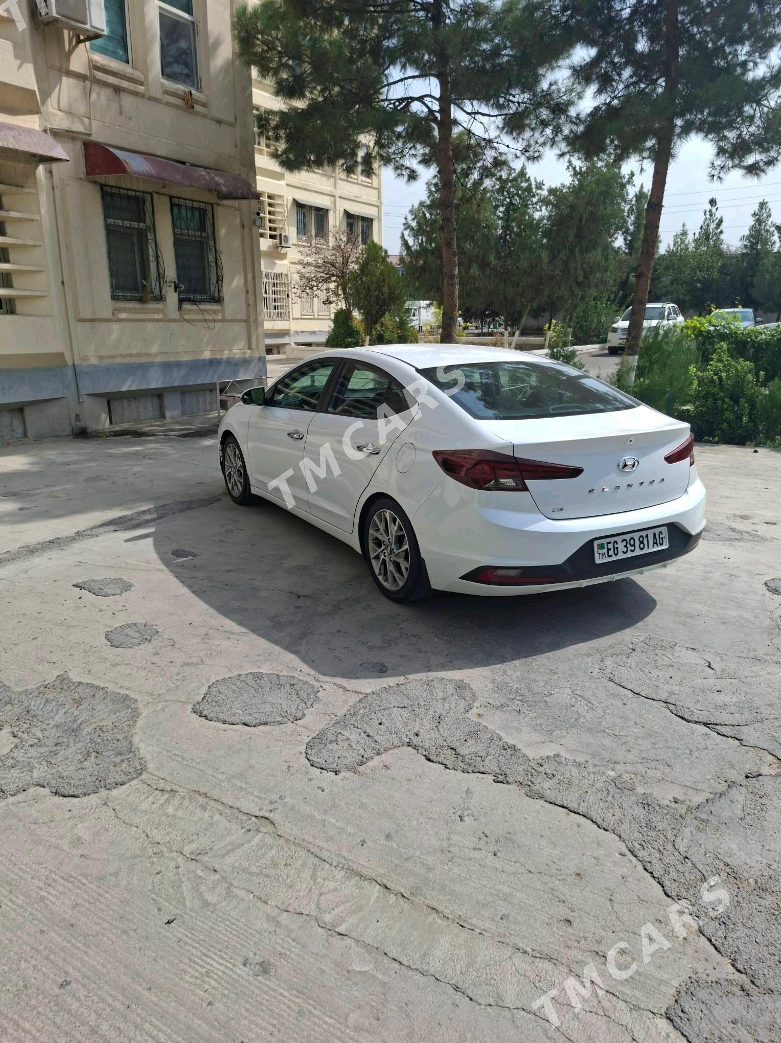 Hyundai Elantra 2020 - 220 000 TMT - Aşgabat - img 6
