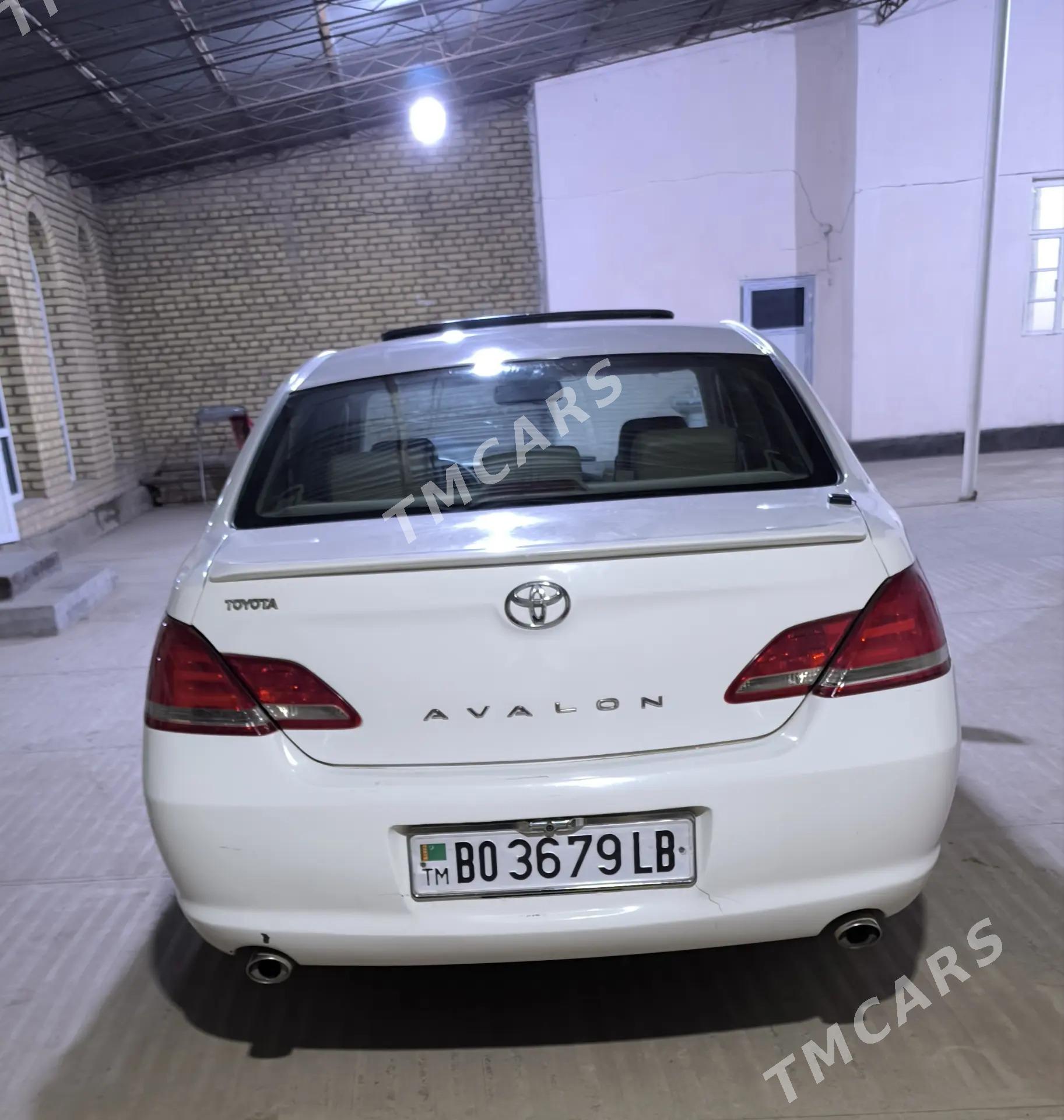 Toyota Avalon 2005 - 166 000 TMT - Dänew - img 3