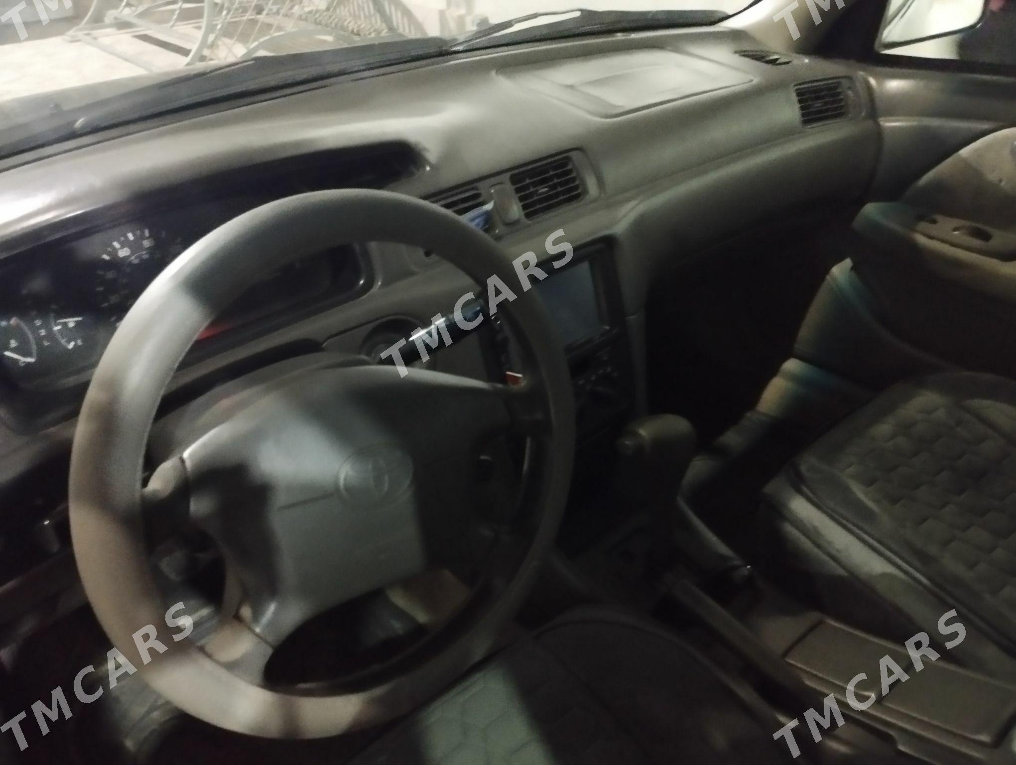 Toyota Camry 1998 - 130 000 TMT - Мары - img 4
