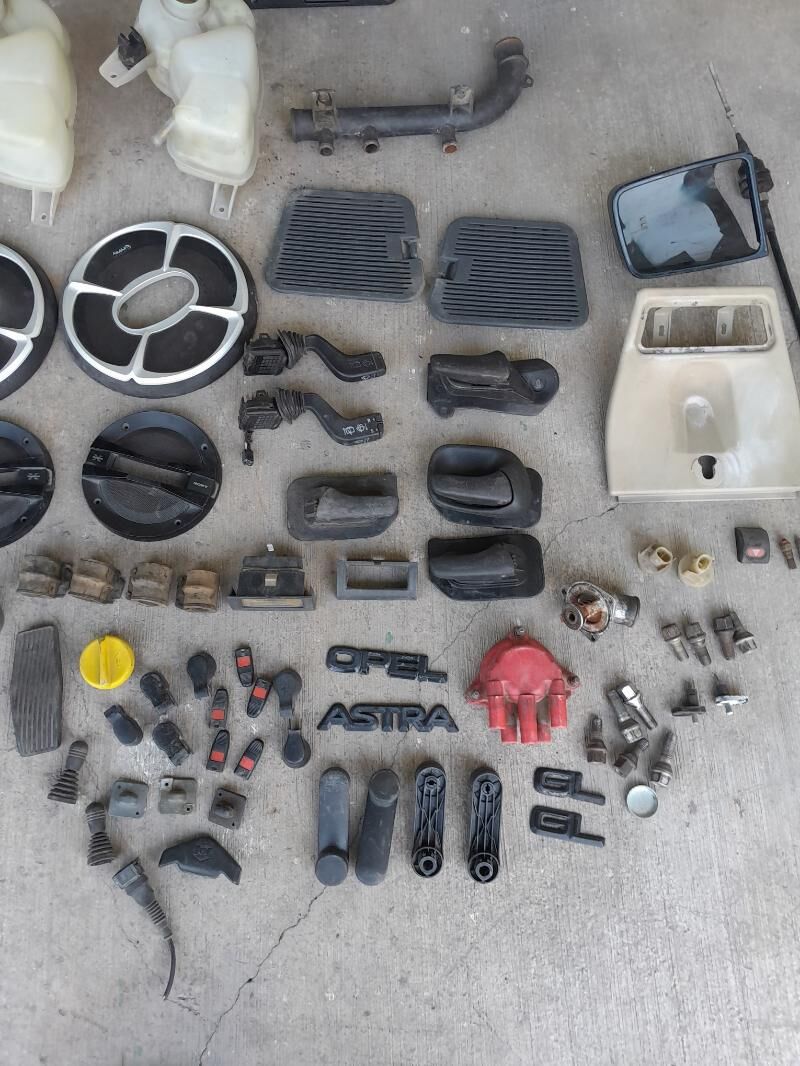 Opel astra suw bacok morda 100 TMT - Aşgabat - img 2