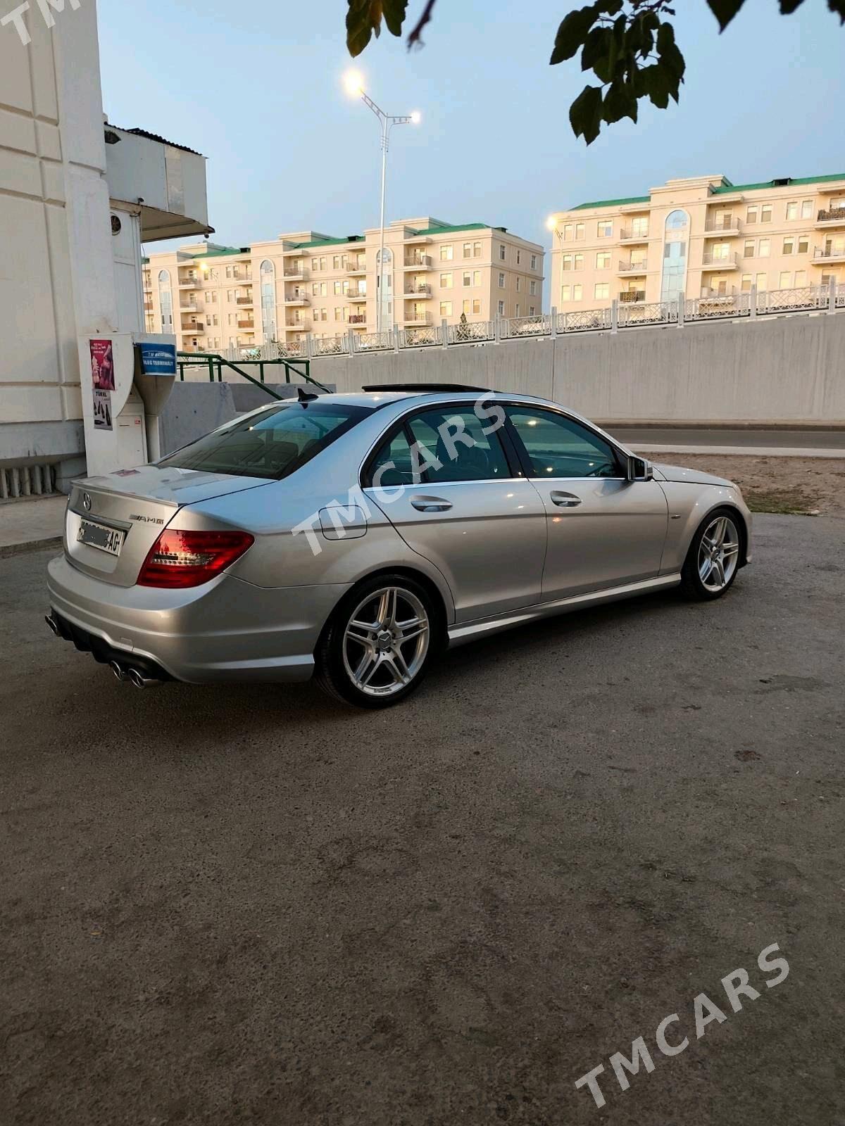 Mercedes-Benz C250 2012 - 195 000 TMT - Ашхабад - img 4
