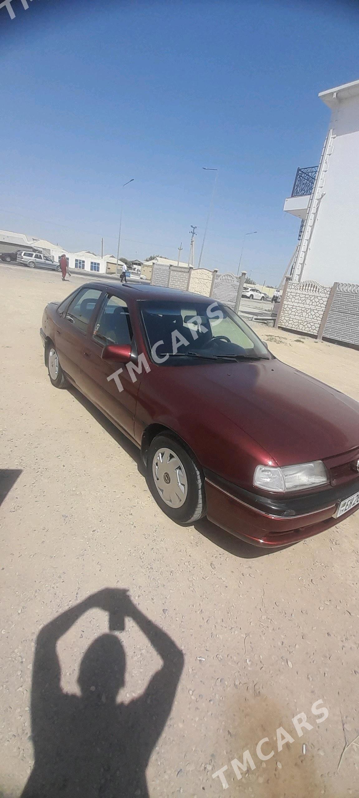 Opel Vectra 1993 - 37 000 TMT - Mary - img 2