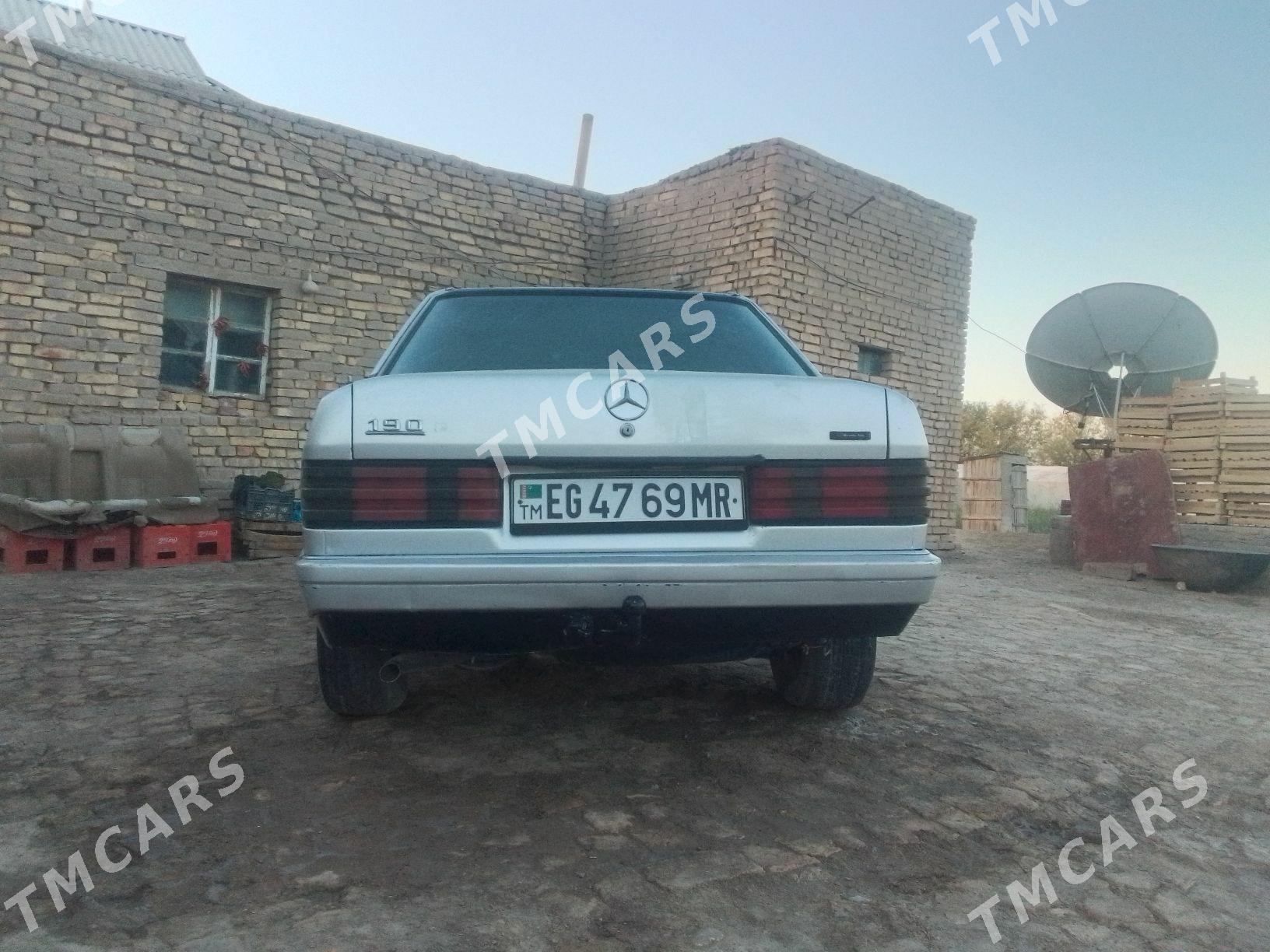 Mercedes-Benz 190E 1987 - 48 000 TMT - Murgap - img 4