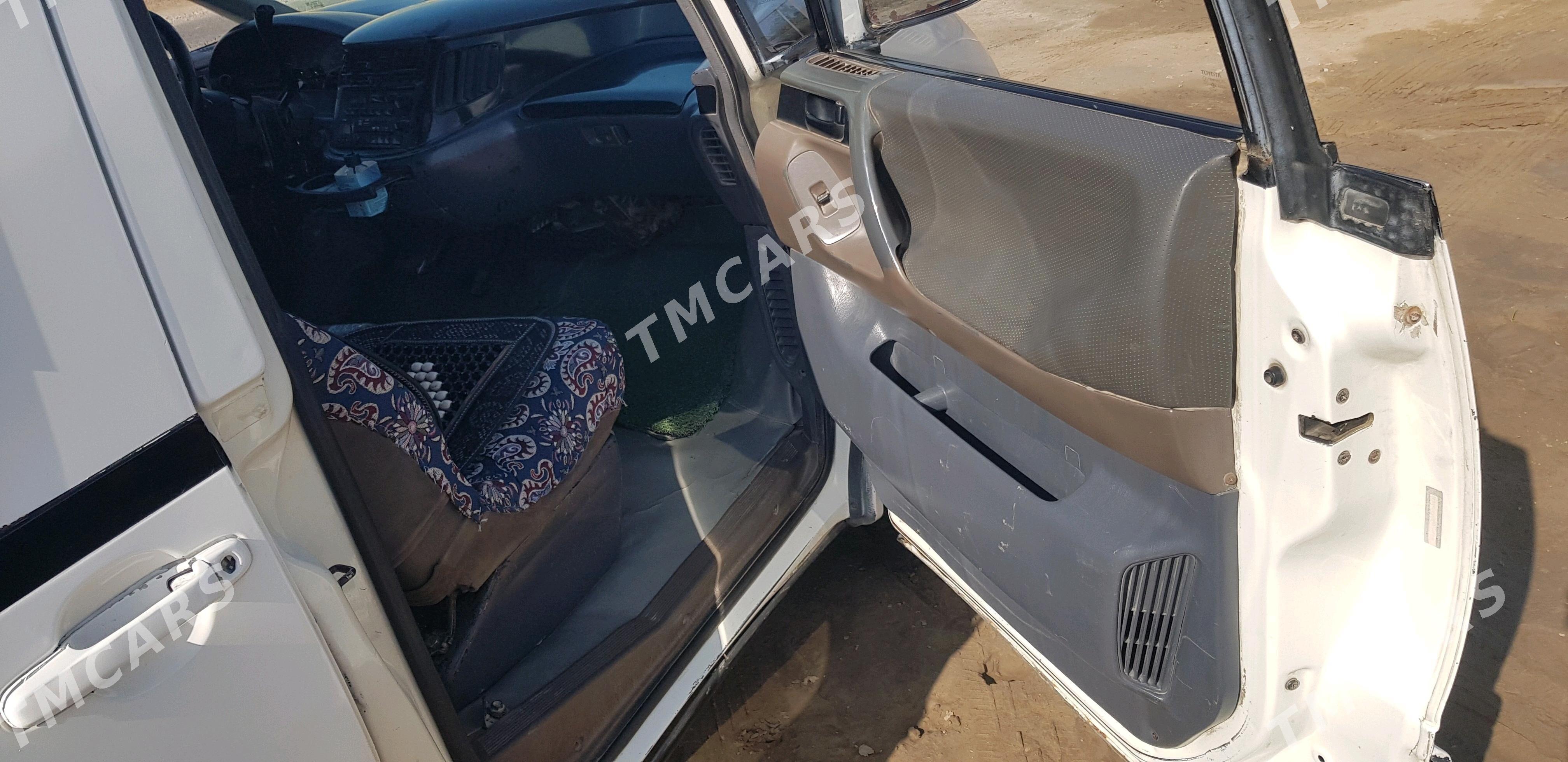 Toyota Previa 1991 - 65 000 TMT - Векильбазар - img 6