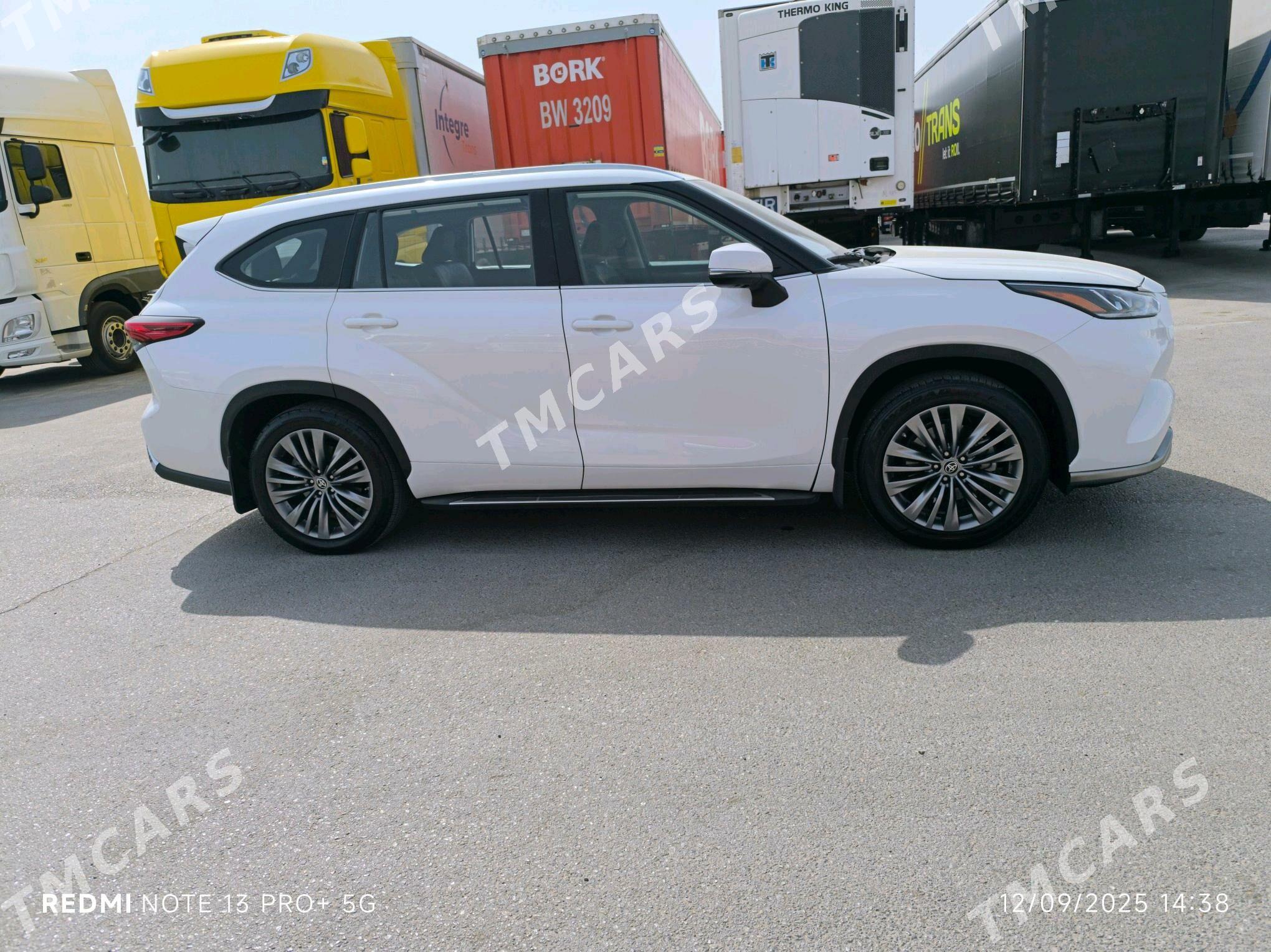 Toyota Highlander 2020 - 650 000 TMT - Ашхабад - img 3