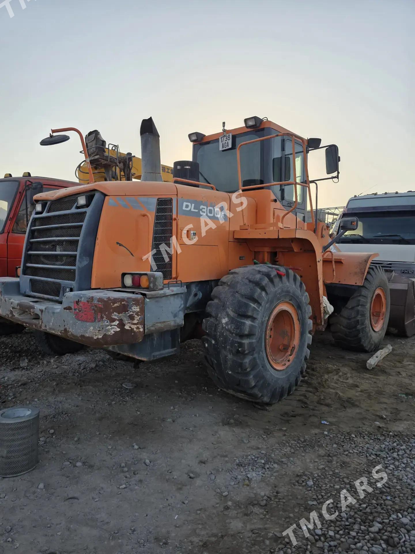JCB 5CX Wastemaster 2013 - 650 000 TMT - Aşgabat - img 2