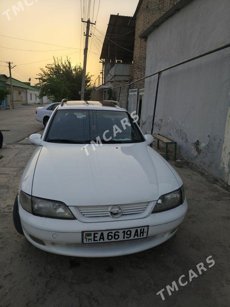 Opel Vectra 1998 - 55 000 TMT - Бедев - img 4