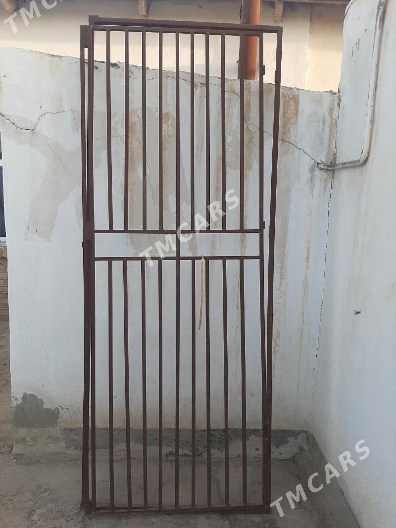 DEMİR REŞOSTKA GAPY - Baýramaly - img 3
