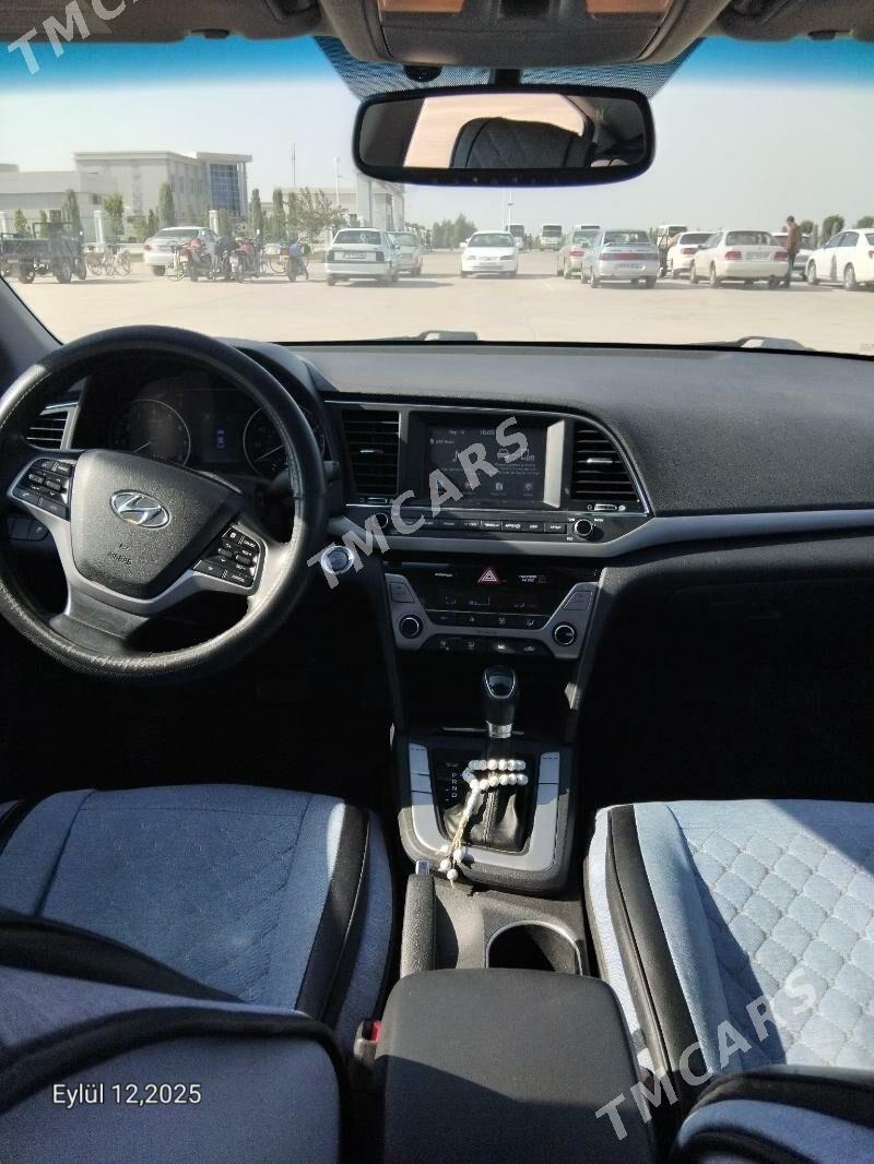 Hyundai Elantra 2018 - 210 000 TMT - Tejen - img 7
