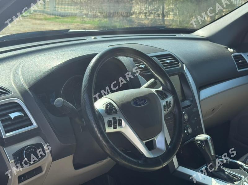 Ford Explorer 2014 - 340 000 TMT - Ашхабад - img 4
