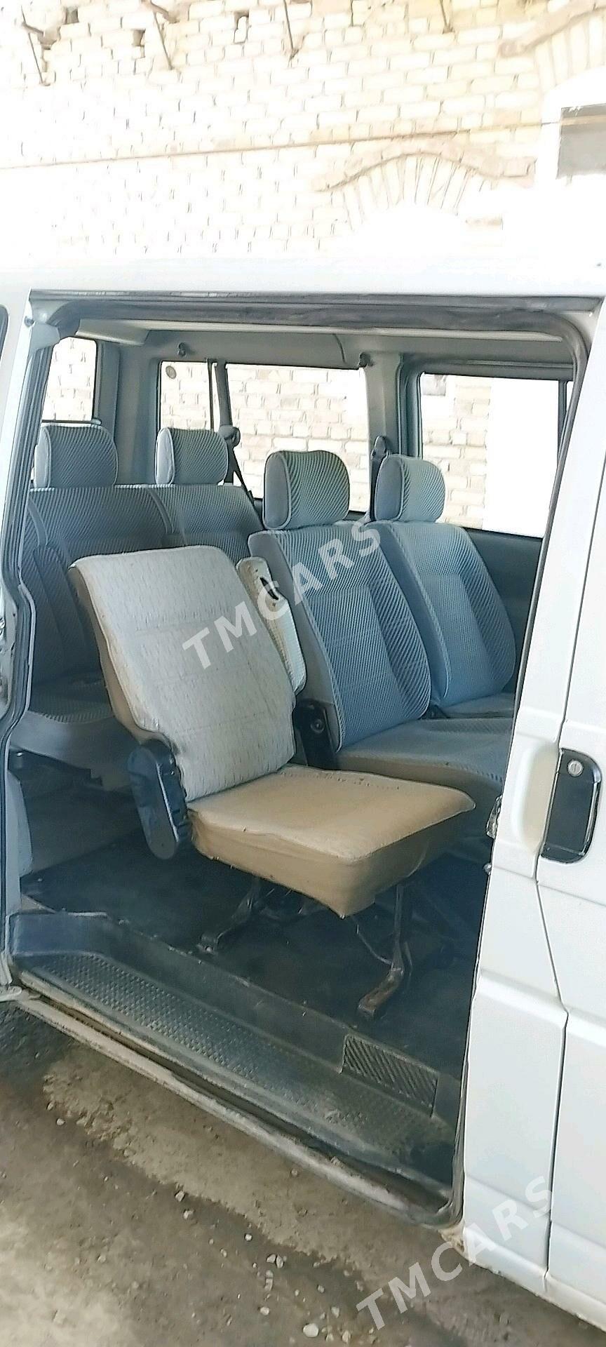 Volkswagen Transporter 1995 - 55 000 TMT - Murgap - img 9