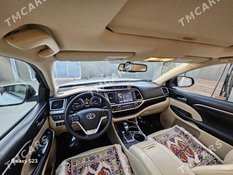 Toyota Highlander 2016 - 425 000 TMT - Гызыларбат - img 3