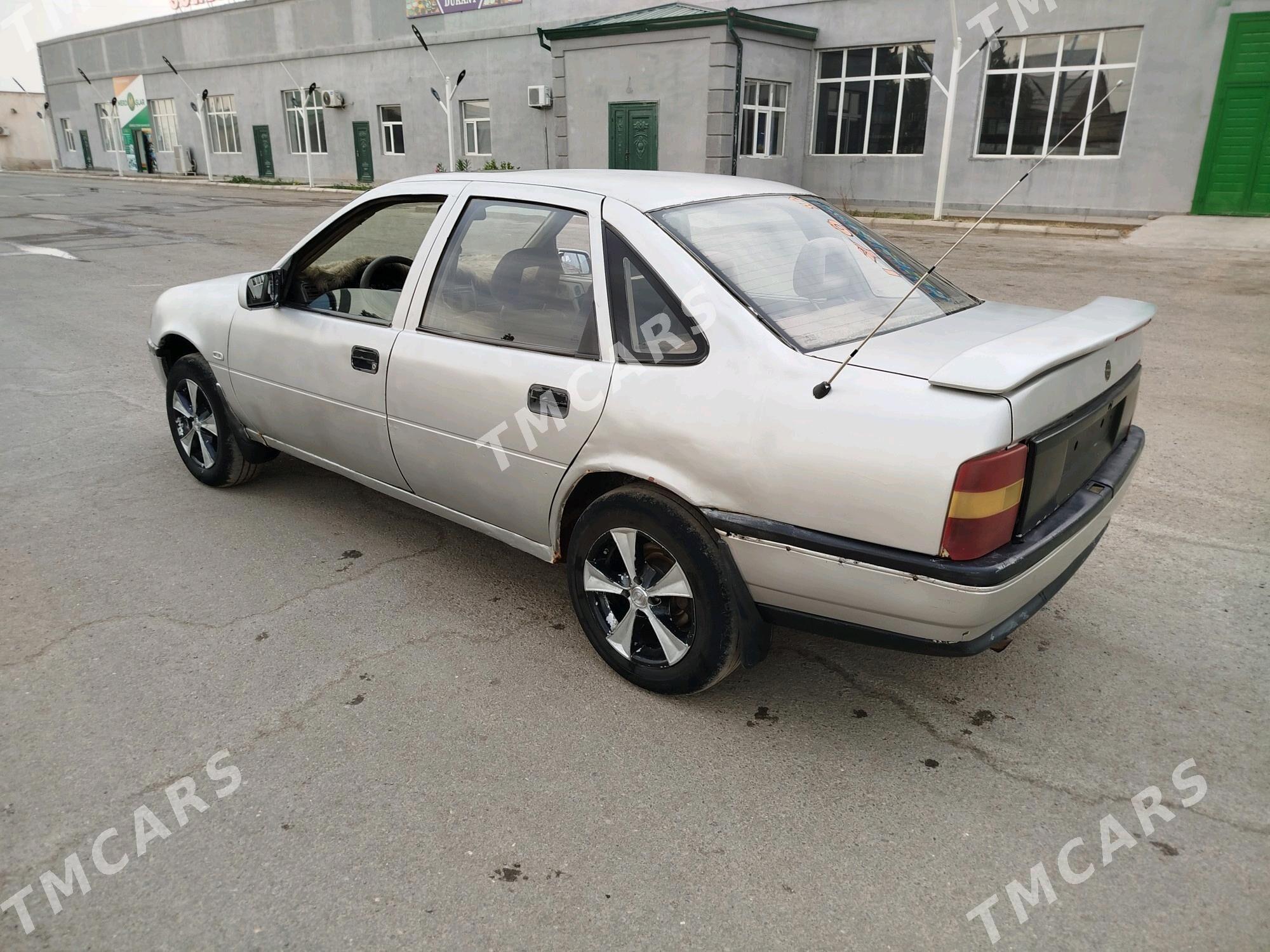 Opel Vectra 1990 - 20 000 TMT - Гороглы (Тагта) - img 2