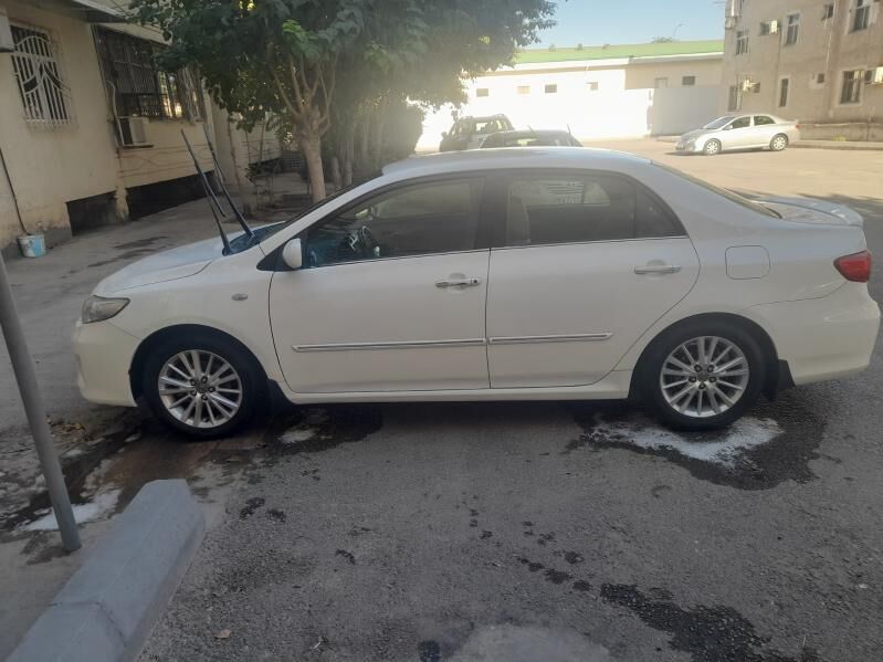 Toyota Corolla 2011 - 180 000 TMT - 30 mkr - img 3
