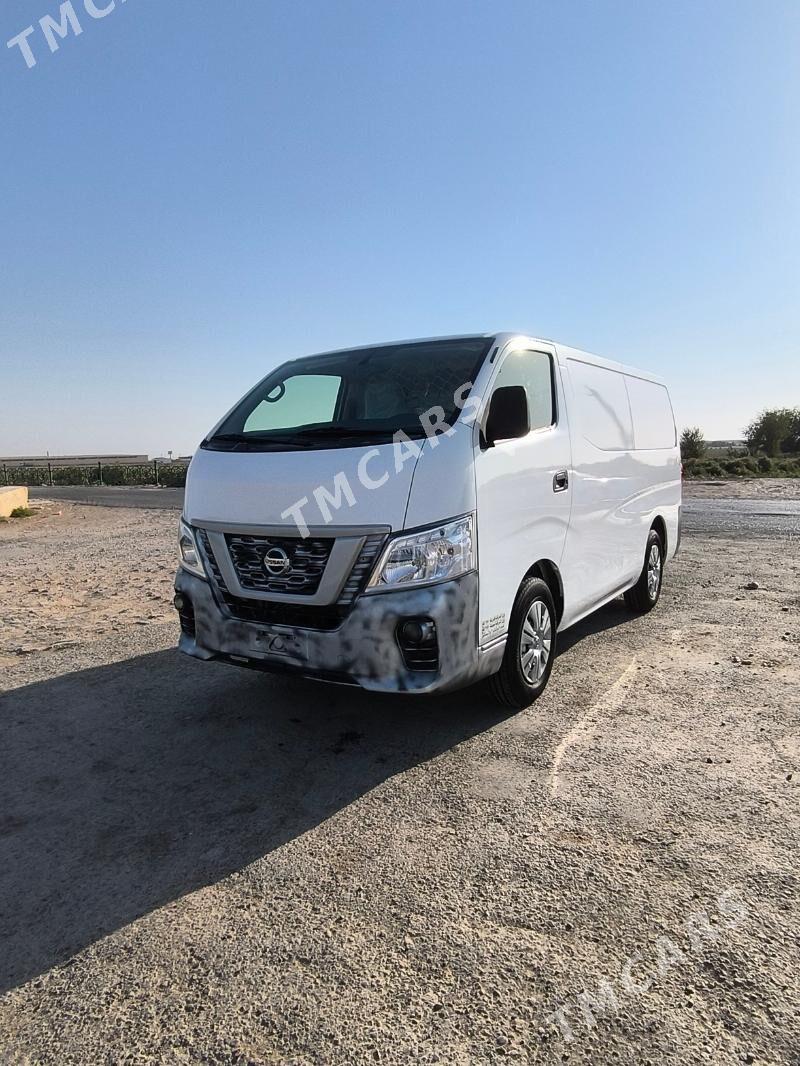 Nissan Urvan 2021 - 325 000 TMT - Mary - img 4