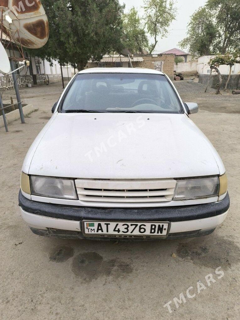 Opel Vectra 1989 - 15 000 TMT - Magtymguly - img 4
