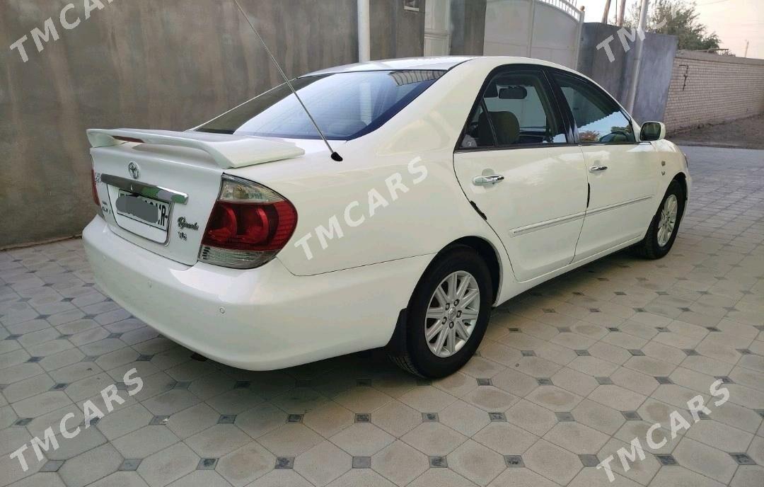 Toyota Camry 2004 - 150 000 TMT - Мары - img 5