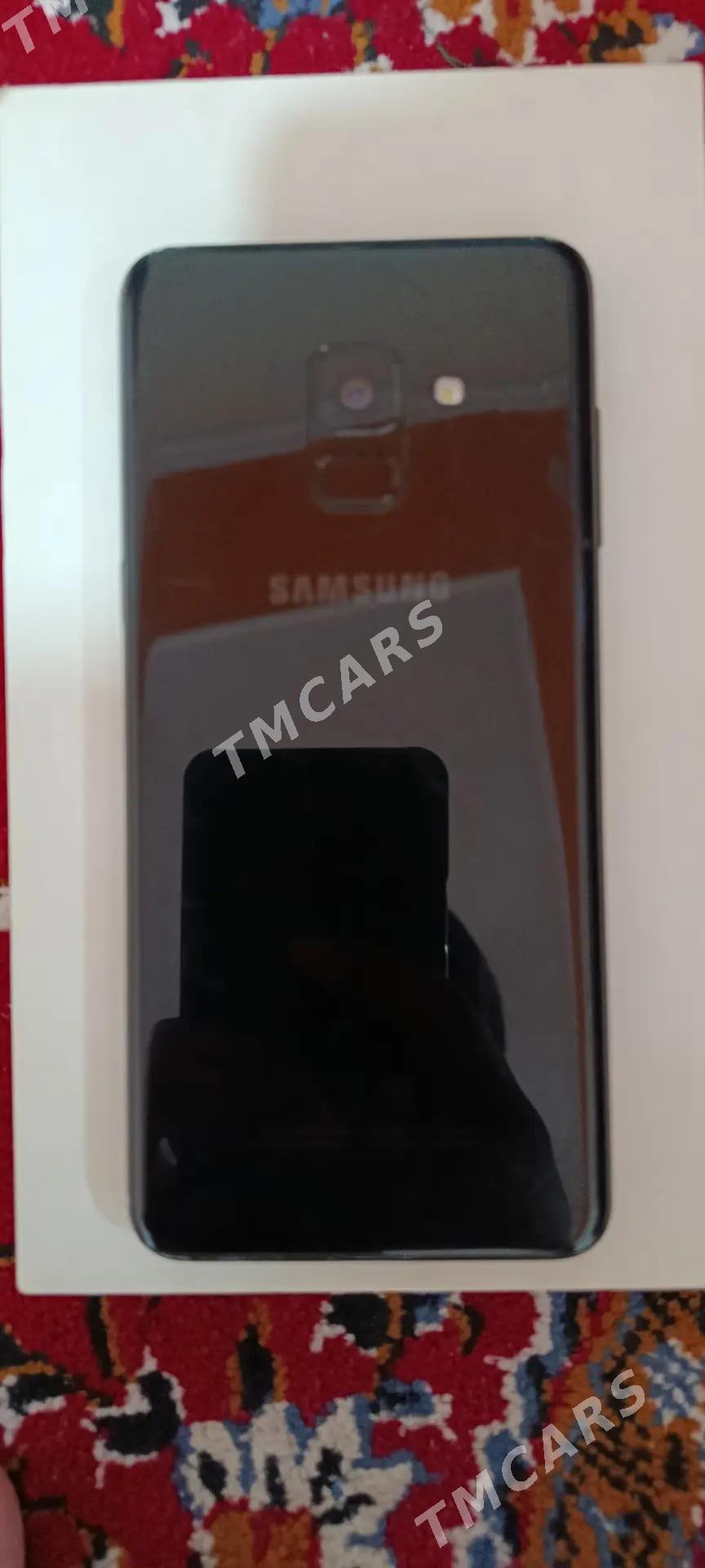 Galaxy A8 - Мургап - img 2
