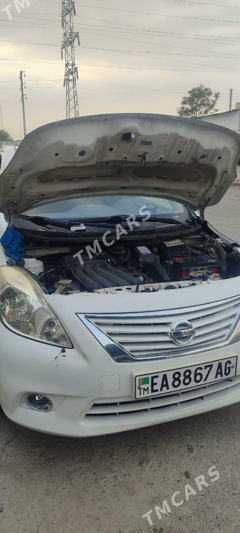 Nissan Versa 2013 - 115 000 TMT - Ашхабад - img 3