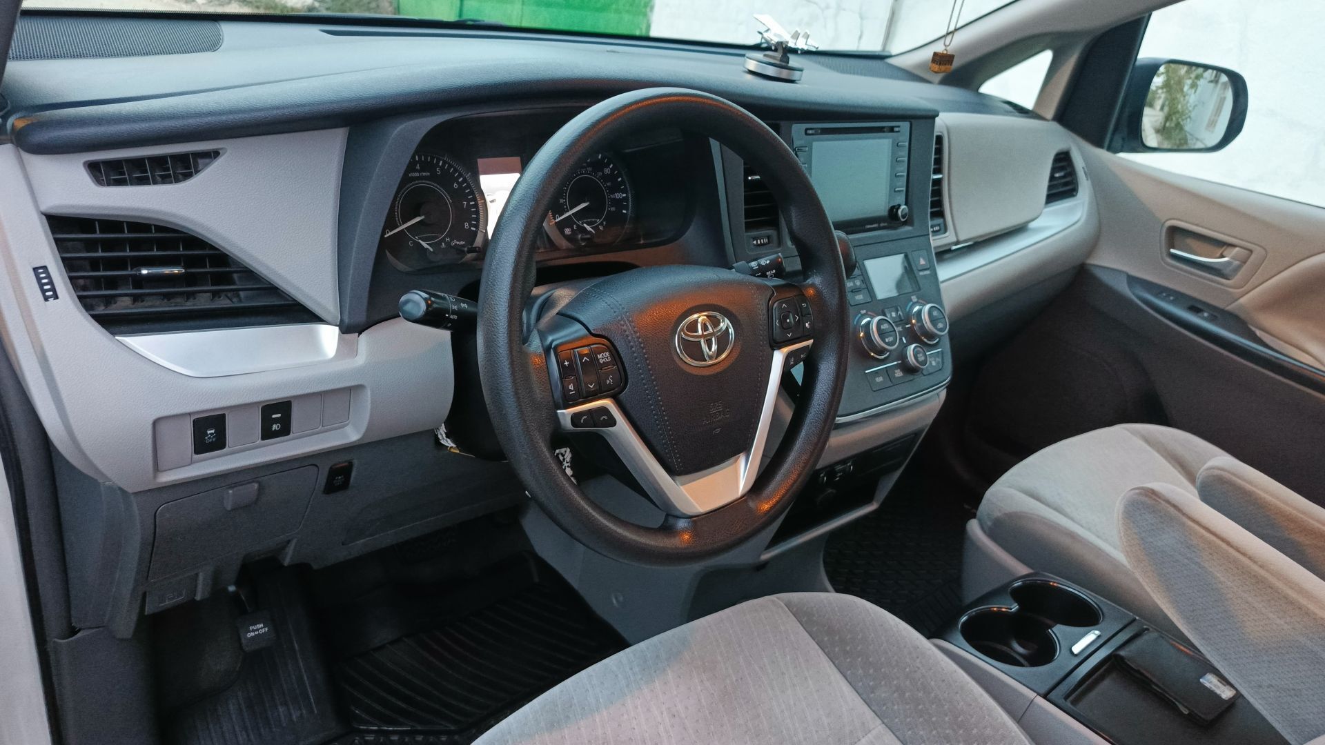 Toyota Sienna 2019 - 475 000 TMT - Ашхабад - img 6