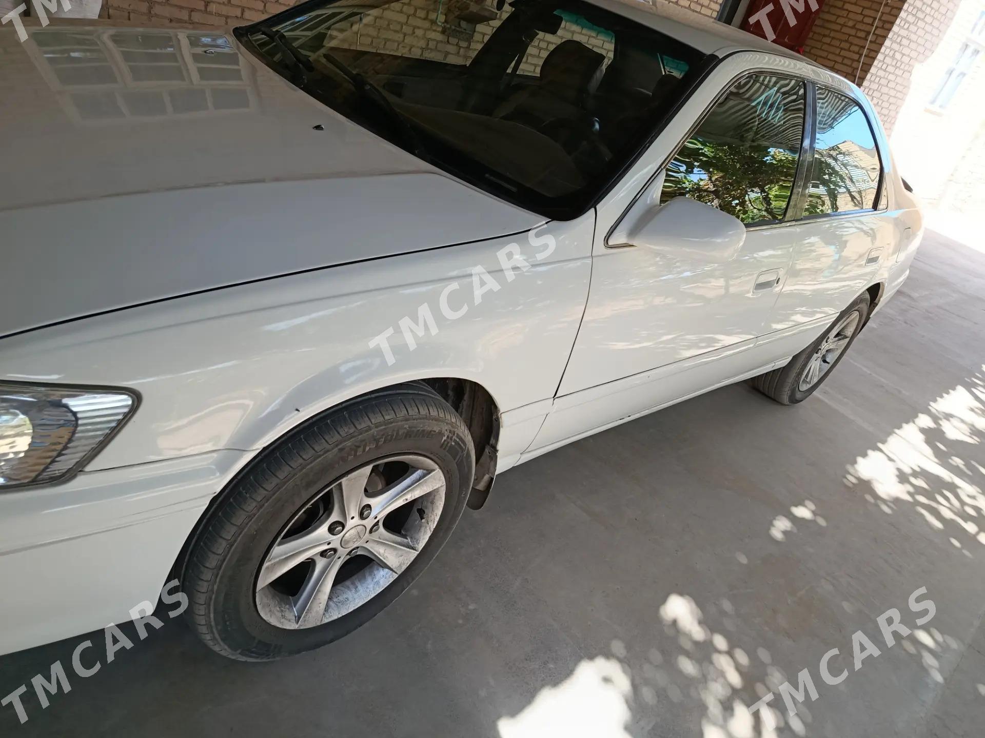 Toyota Camry 2000 - 125 000 TMT - Türkmenabat - img 4