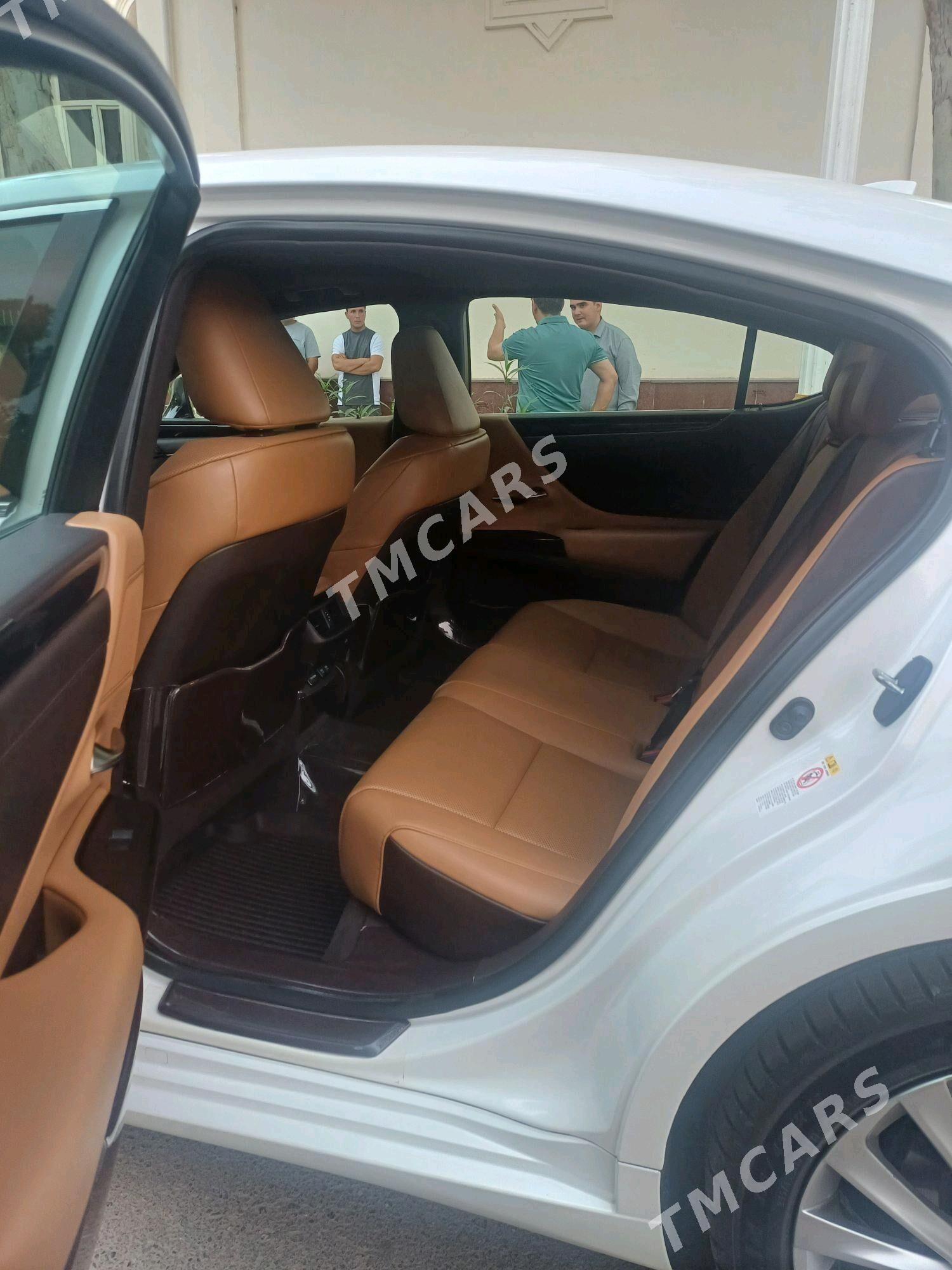 Lexus ES 350 2018 - 470 000 TMT - Ашхабад - img 4