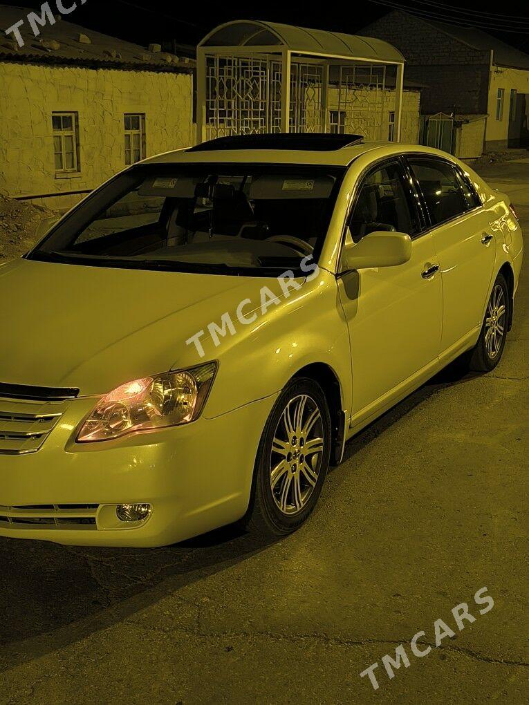 Toyota Avalon 2005 - 150 000 TMT - Gyzylarbat - img 8