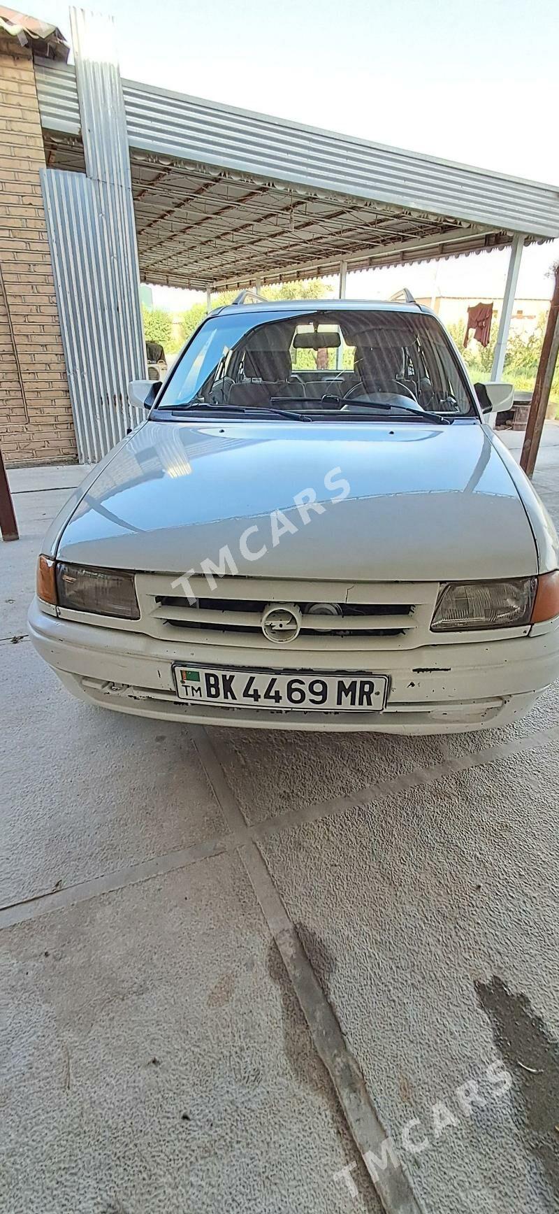 Opel Astra 1992 - 27 000 TMT - Wekilbazar - img 3