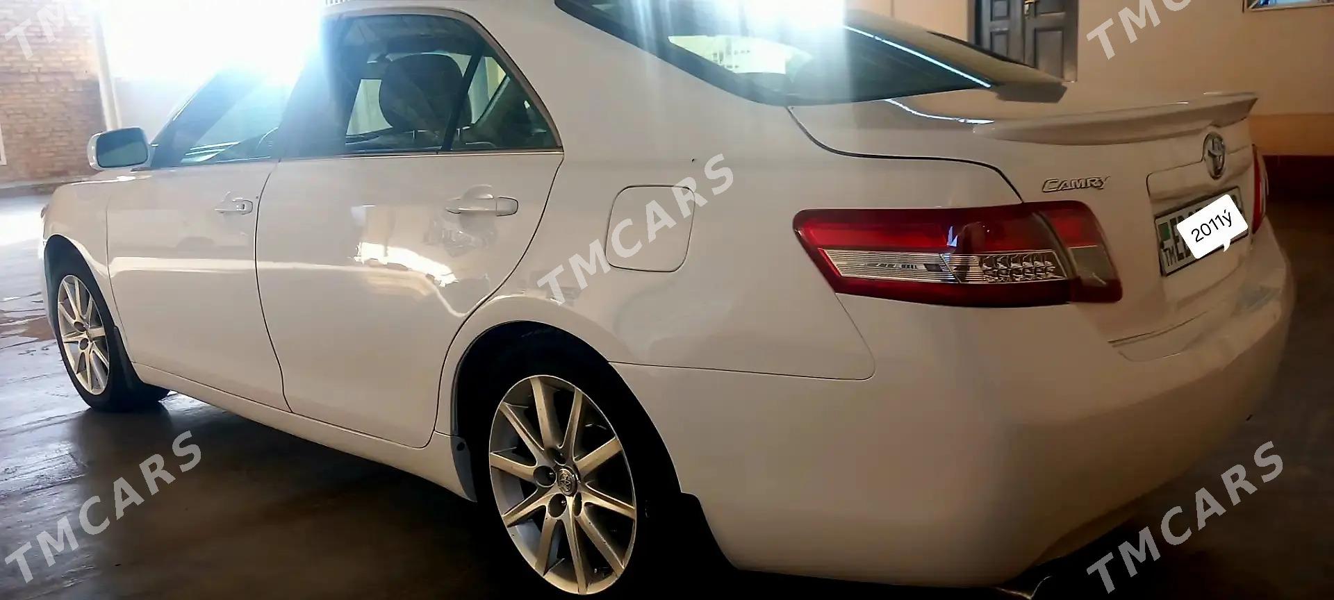 Toyota Camry 2011 - 190 000 TMT - Мары - img 6