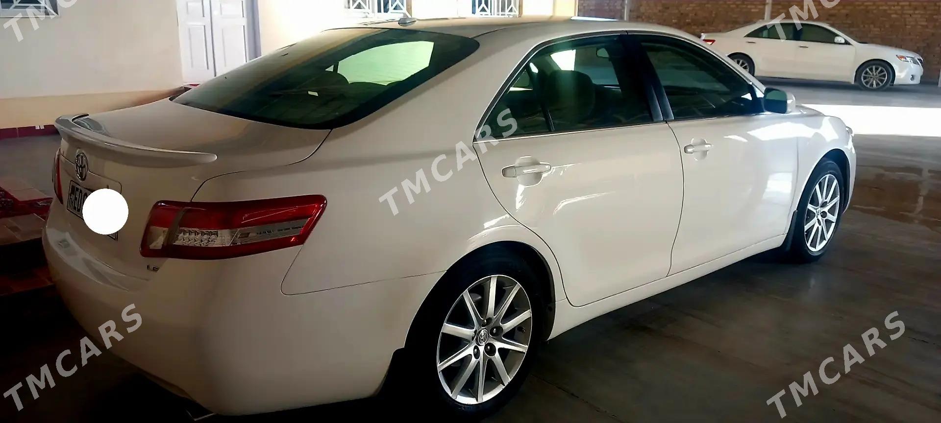 Toyota Camry 2011 - 190 000 TMT - Мары - img 3
