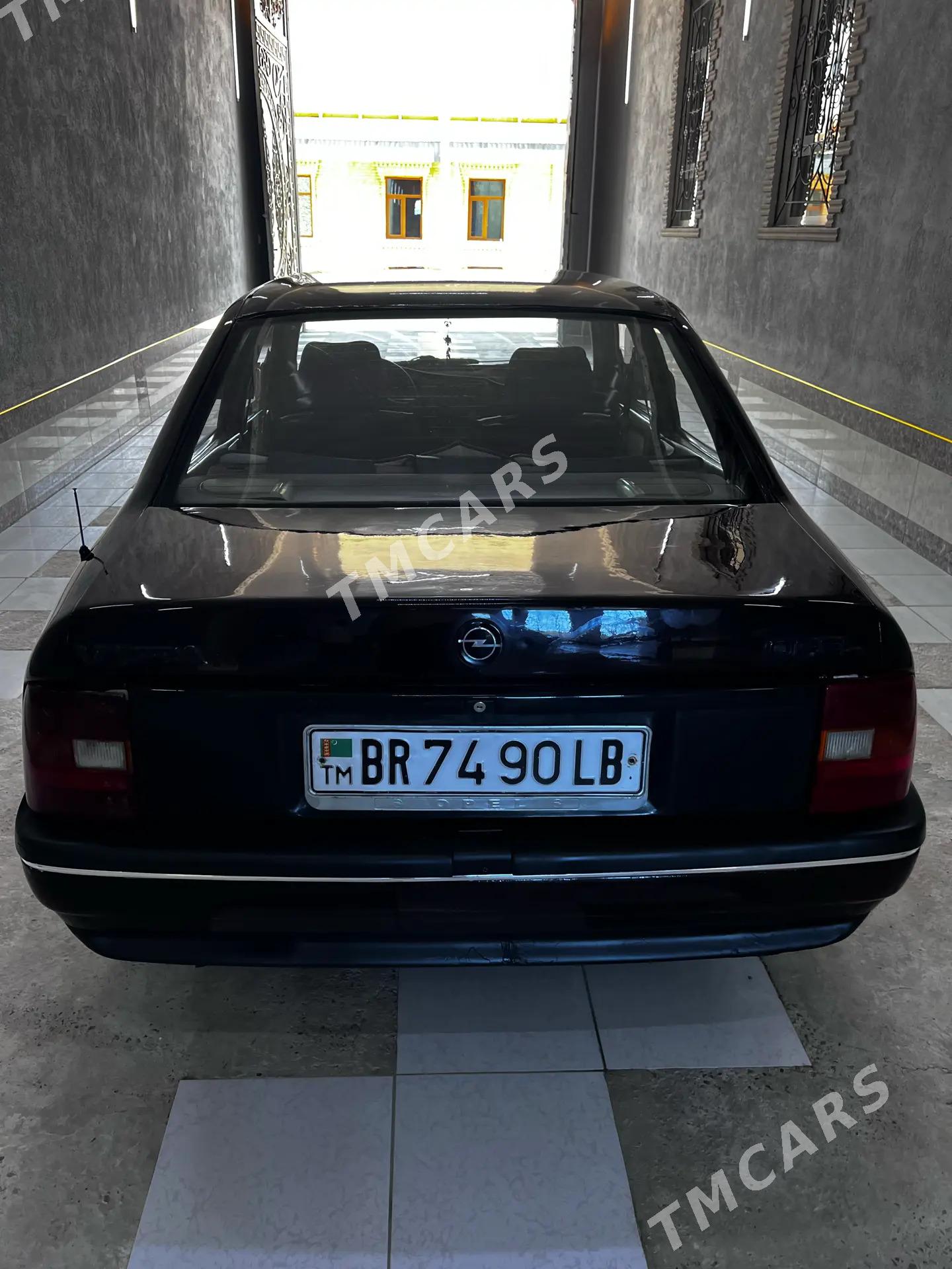 Opel Vectra 1992 - 26 000 TMT - Туркменабат - img 1