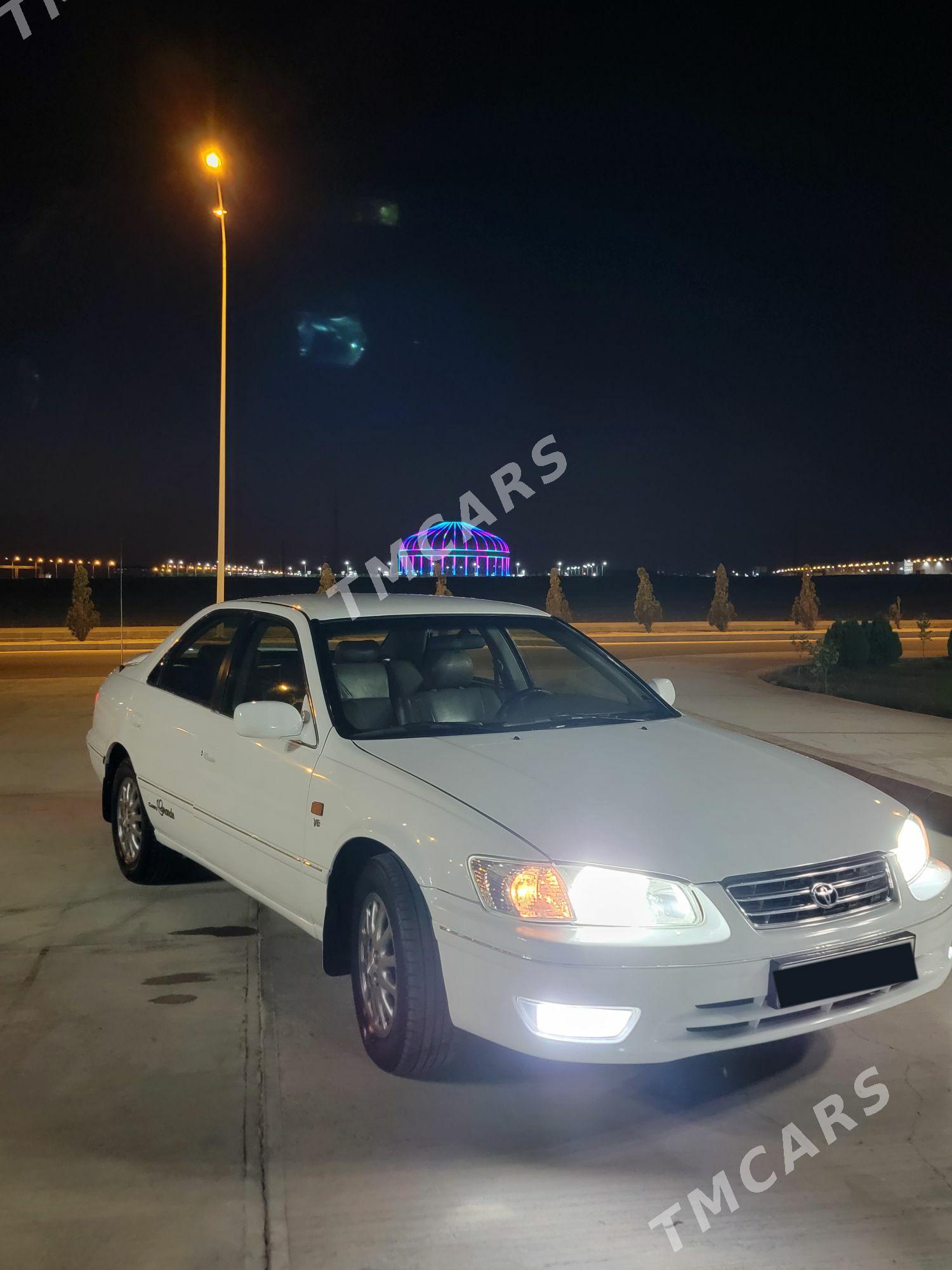 Toyota Camry 1998 - 140 000 TMT - Балканабат - img 4