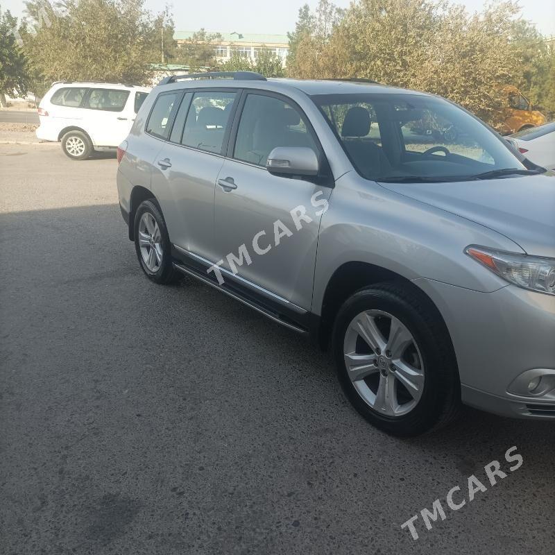 Toyota Highlander 2012 - 320 000 TMT - Türkmenabat - img 3