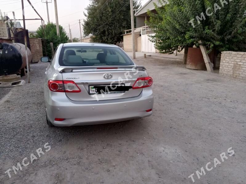 Toyota Corolla 2013 - 165 000 TMT - Мары - img 3