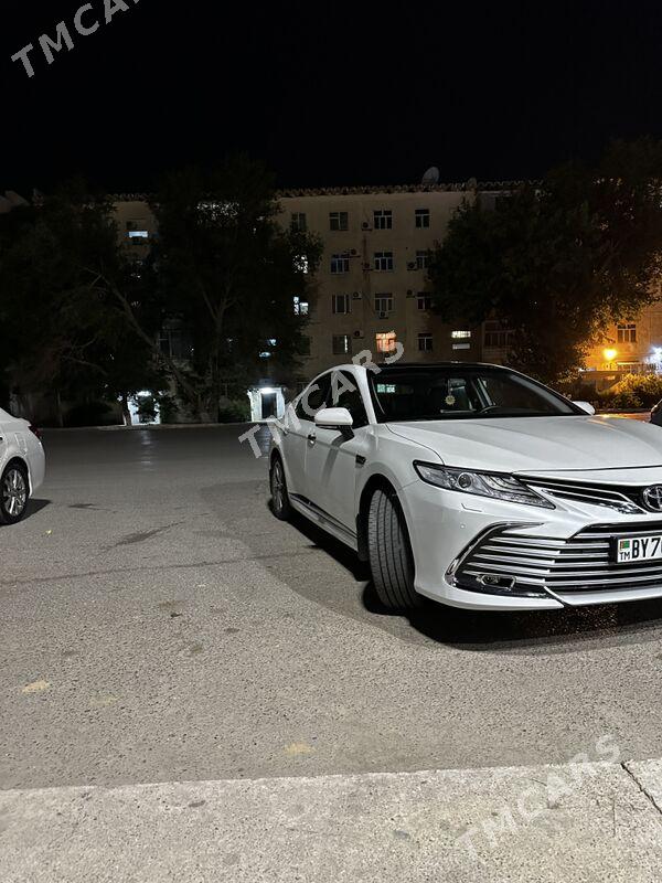 Toyota Camry 2022 - 670 000 TMT - Aşgabat - img 3